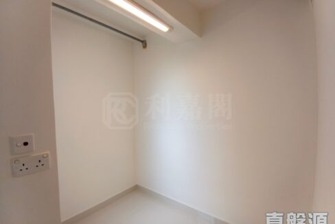 1b7f6ab0-873a-43aa-8740-ea5755624bc2.jpeg