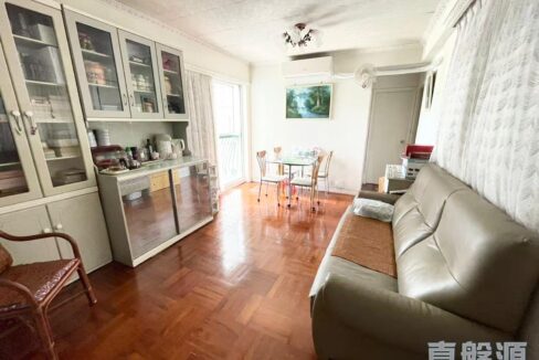 b7af8562-9a95-4869-b755-01232b56cb2e.jpeg