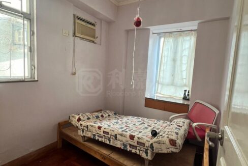 ce70332c-bebd-48bd-97e7-6b11a378fa90.jpeg
