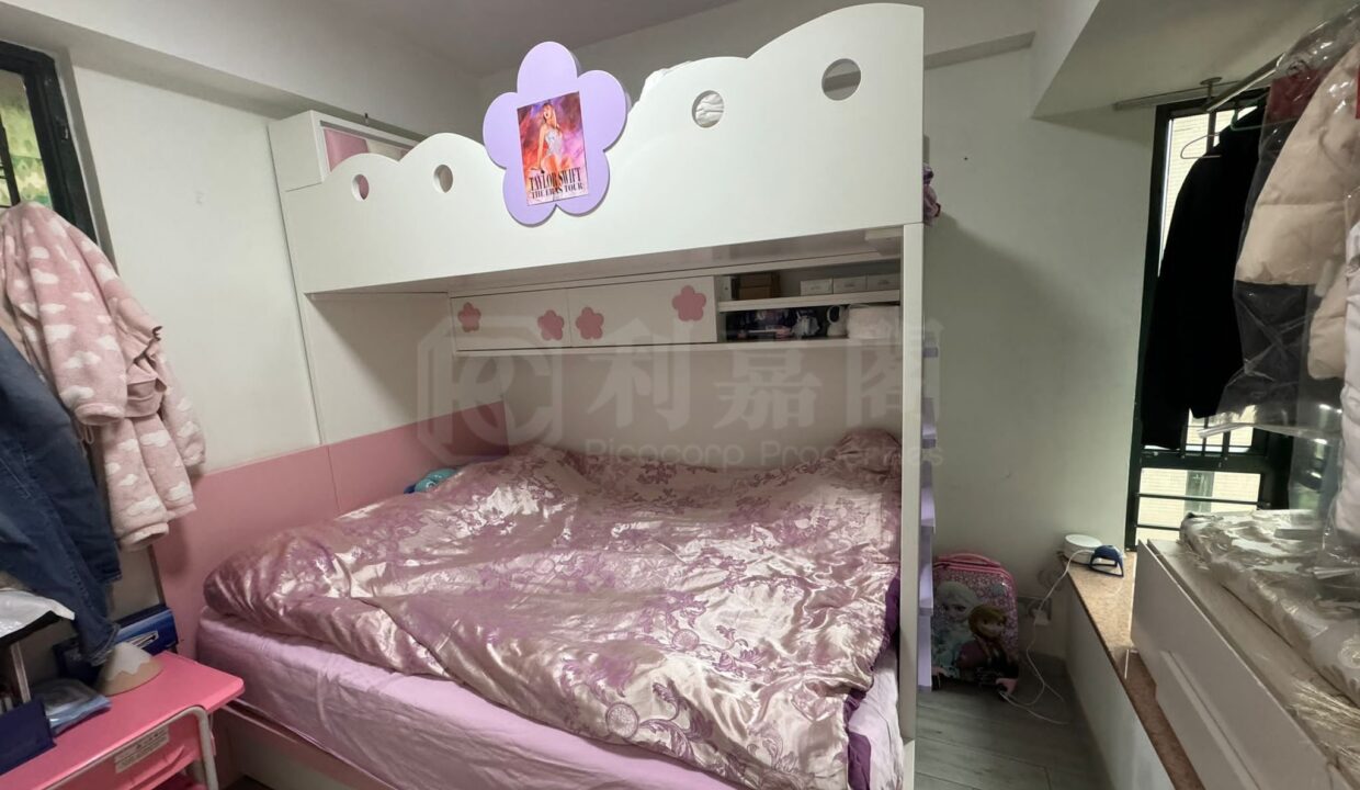 15092d4e-511c-4a8f-8ac2-f2ff03cc6a41.jpeg