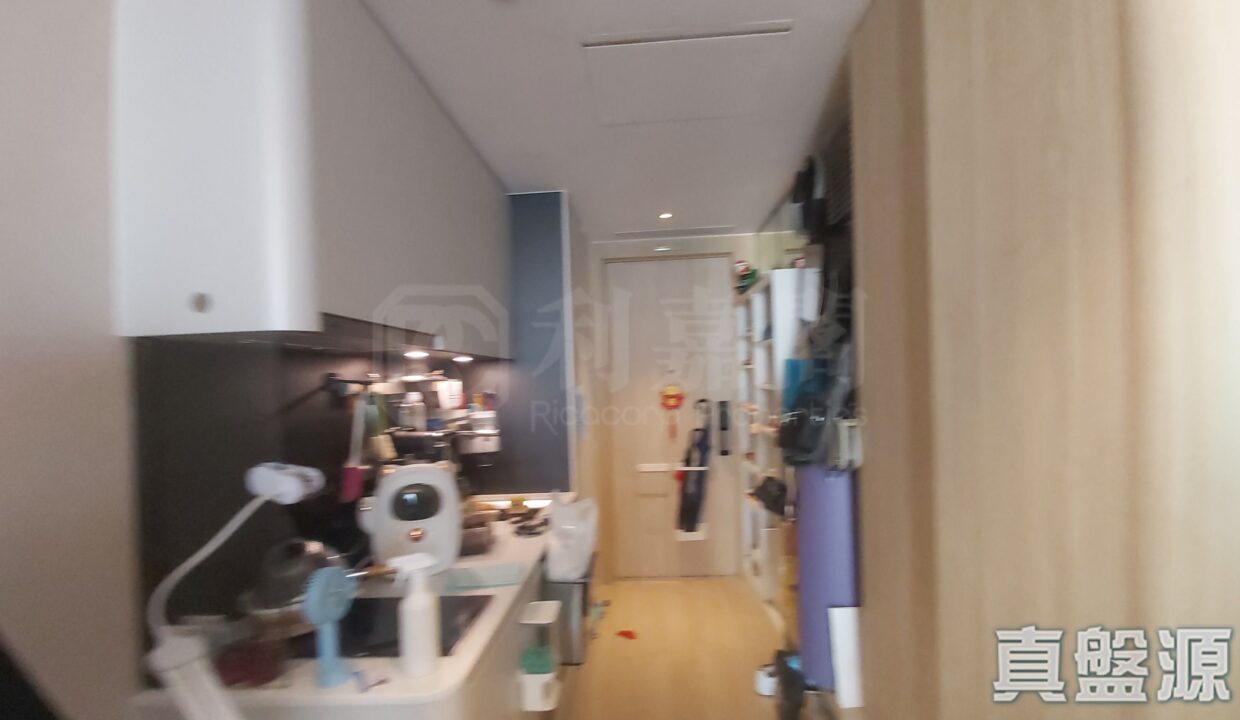 515e68c2-0471-43ee-8d31-509a7a91ce6a.jpeg