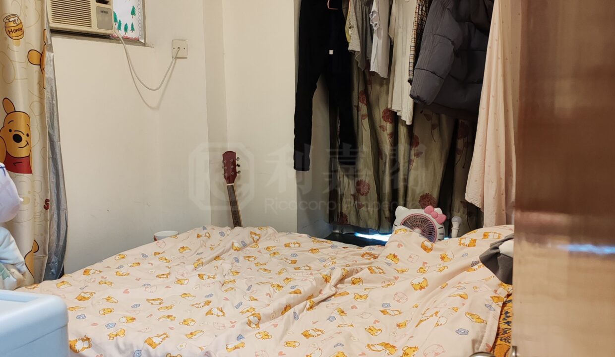 d7366ea0-cdaf-4ee1-9caf-9801c6140e54.jpeg