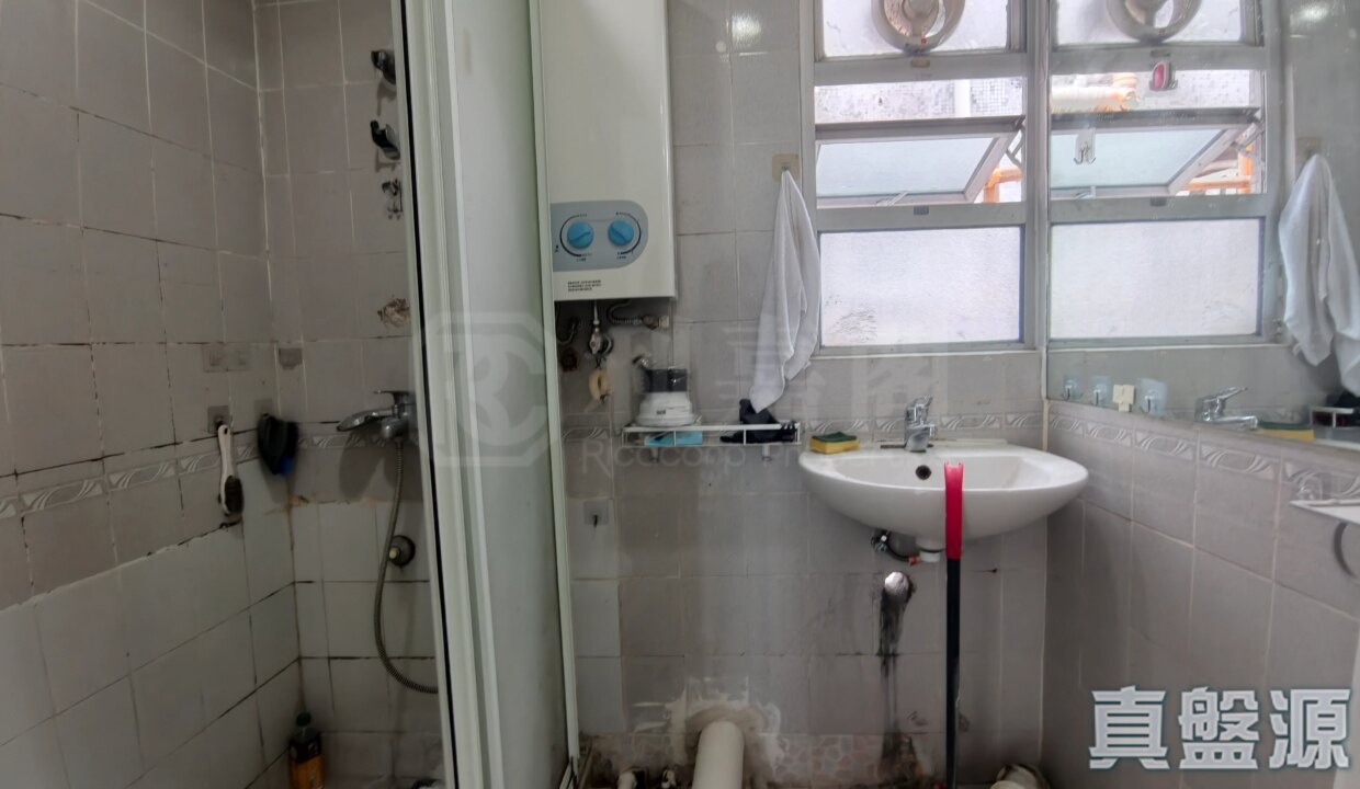 12edbb67-83d5-457c-84ad-6a23ee0c76e0.jpeg