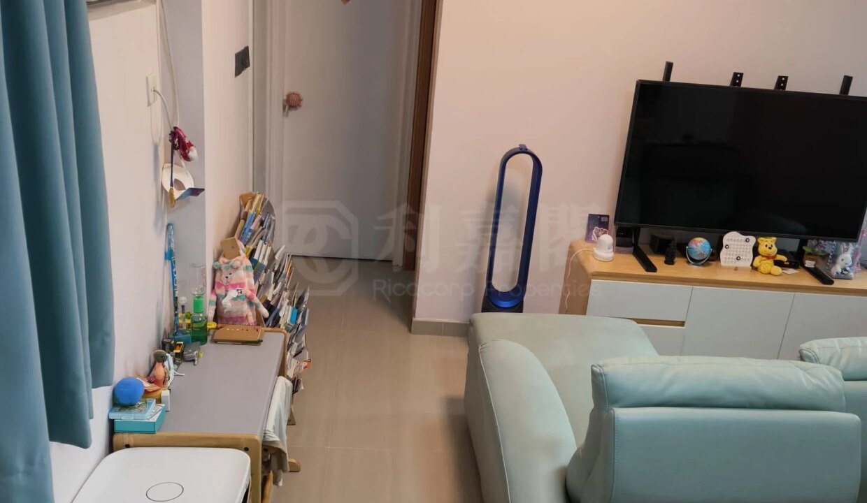 1ab564e8-3633-4847-abd1-775213d14cd1.jpeg