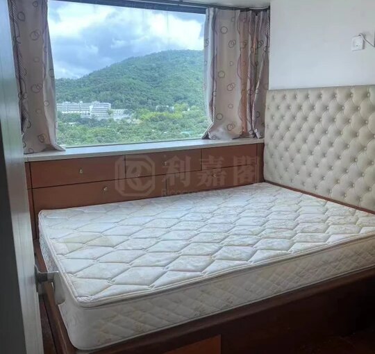 顯峯 - 北區屋網 28northd.com