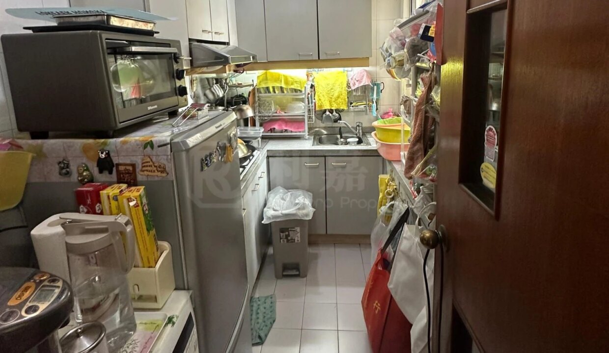 9e2ff13b-e0e2-422b-94a9-1b0d752a7a9c.jpeg
