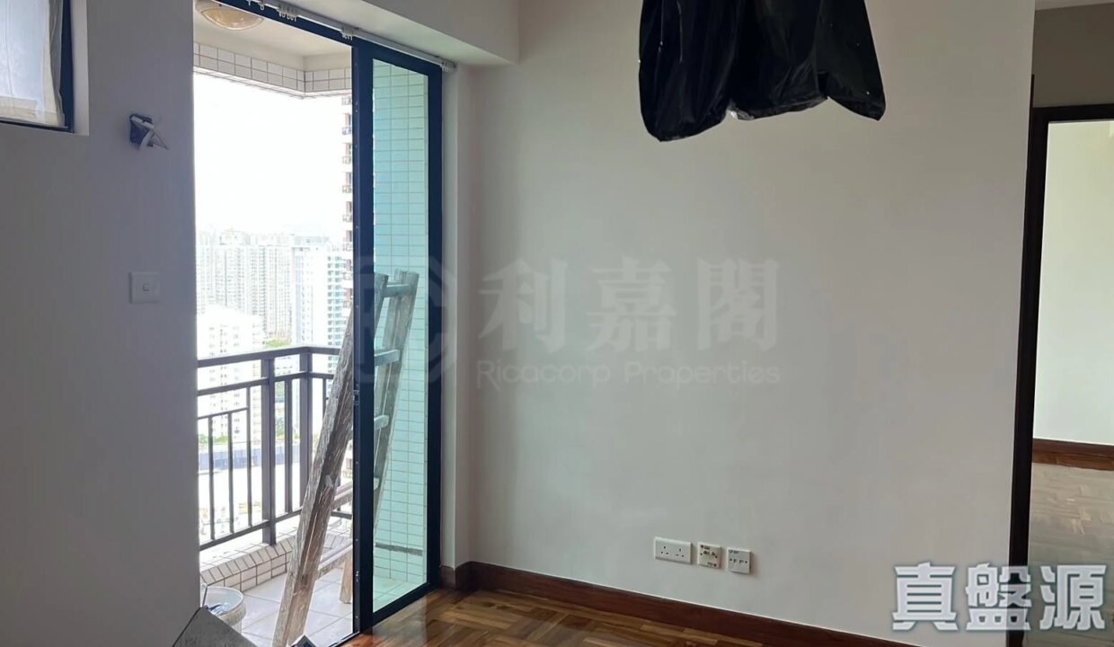 a3ec57ad-3d21-40a4-9a8d-40abf0b93102.jpeg