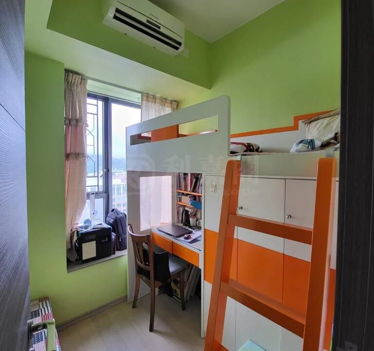 b611b66f-ade2-40f3-a56a-e297f765ad04.jpeg
