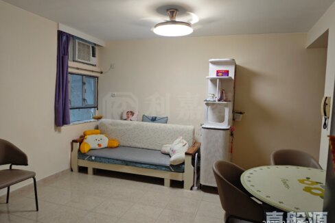bdf20824-4d8b-4709-8055-dfbba7454000.jpeg