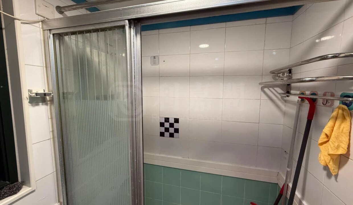 f0785047-93c6-4d9f-8733-aba0aa90f3b5.jpeg