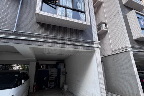 f15109a6-d18e-4dd5-8501-c1df27b82a17.jpeg