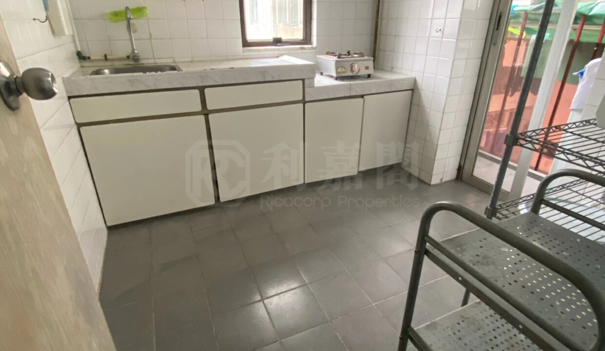 f372e55d-2687-4dce-818f-1f059dd64584.jpeg