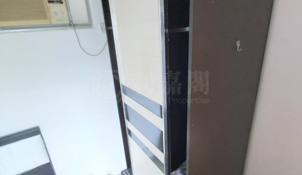 f8f2bcd5-d0e6-44b8-9795-5d01f39108fe.jpeg