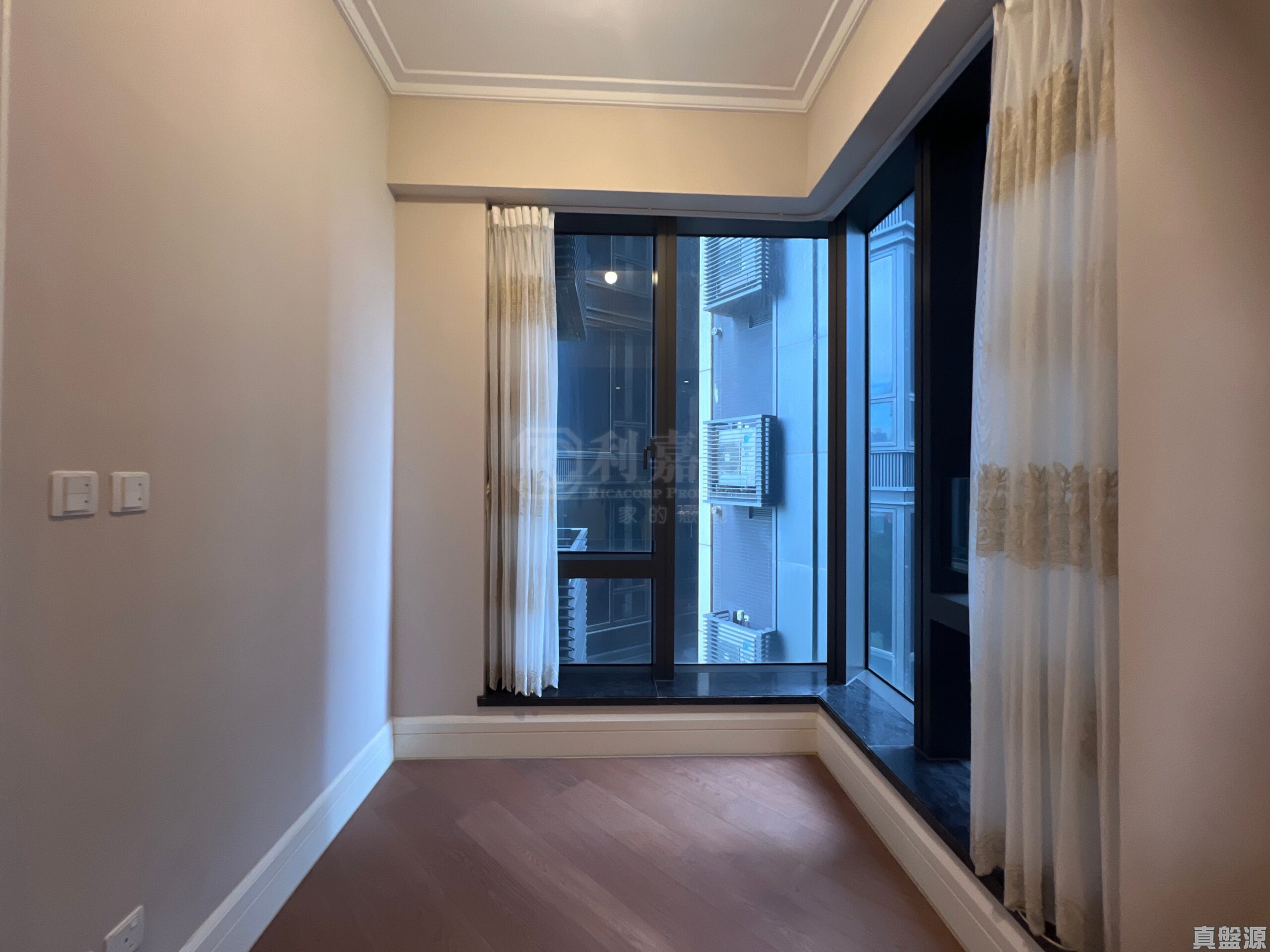 高爾夫.御苑 3座高層