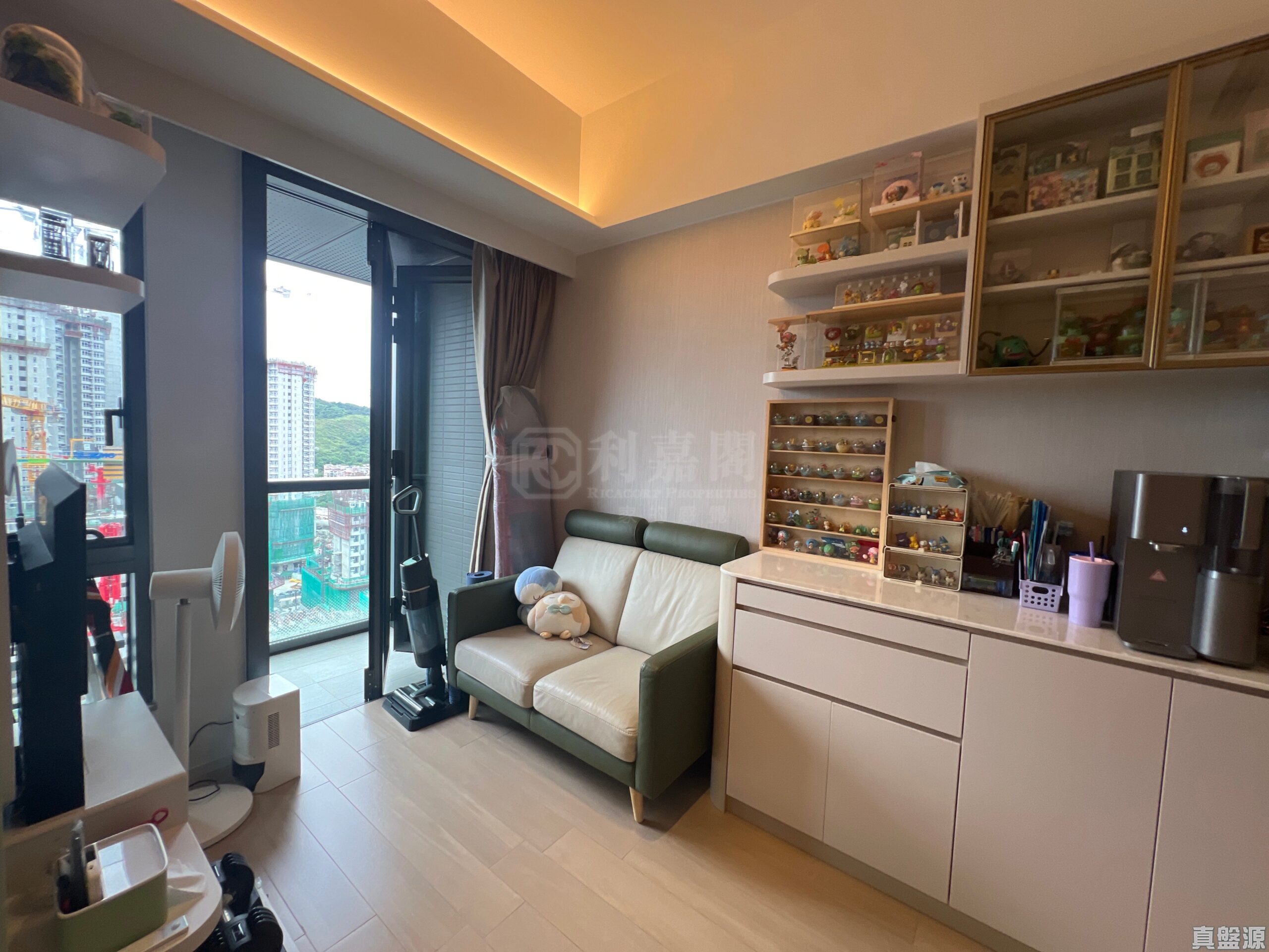 ONE INNOVALE 2期 C座極高層 17室