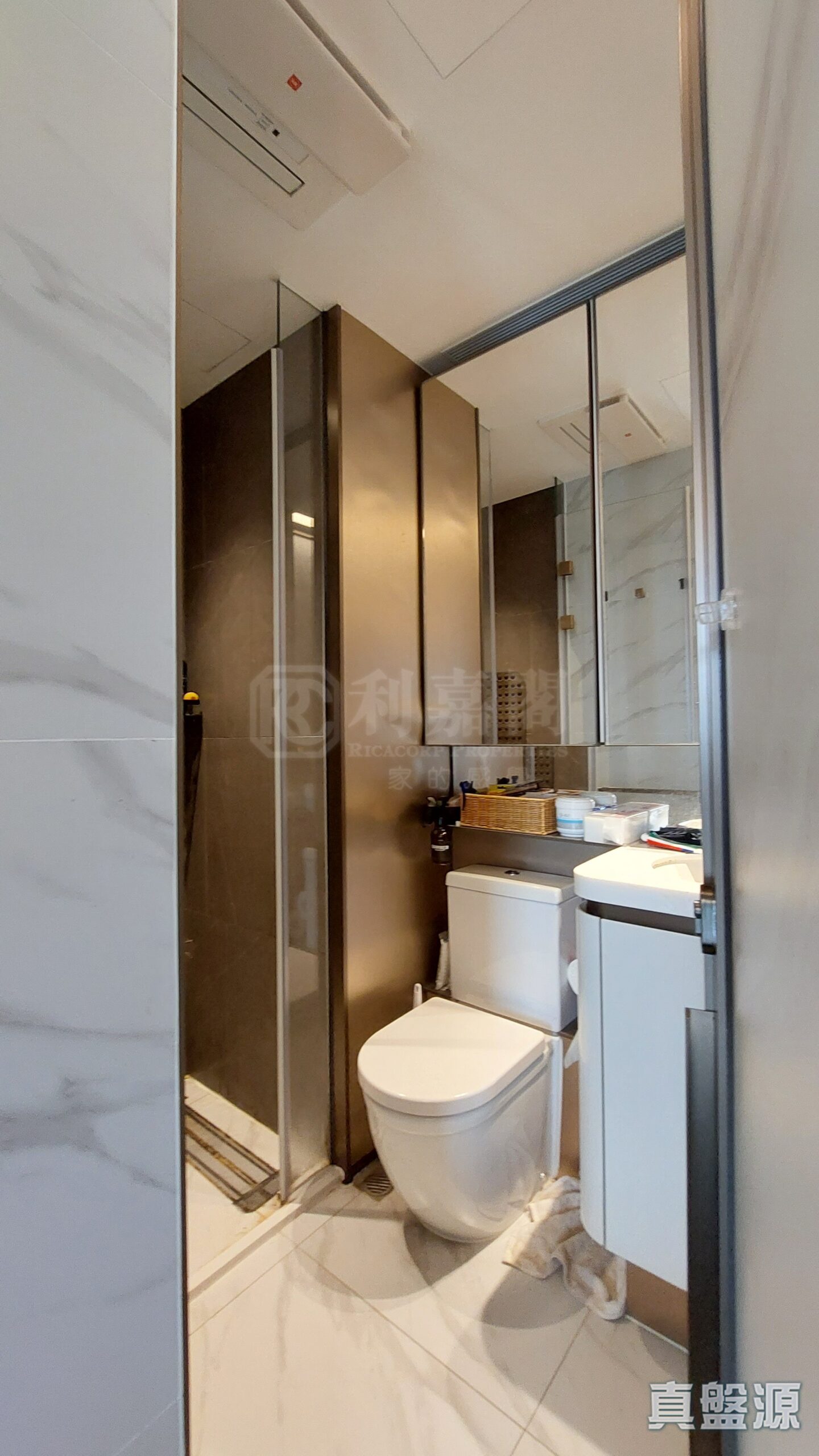 ONE INNOVALE 1期 B座中層 12室