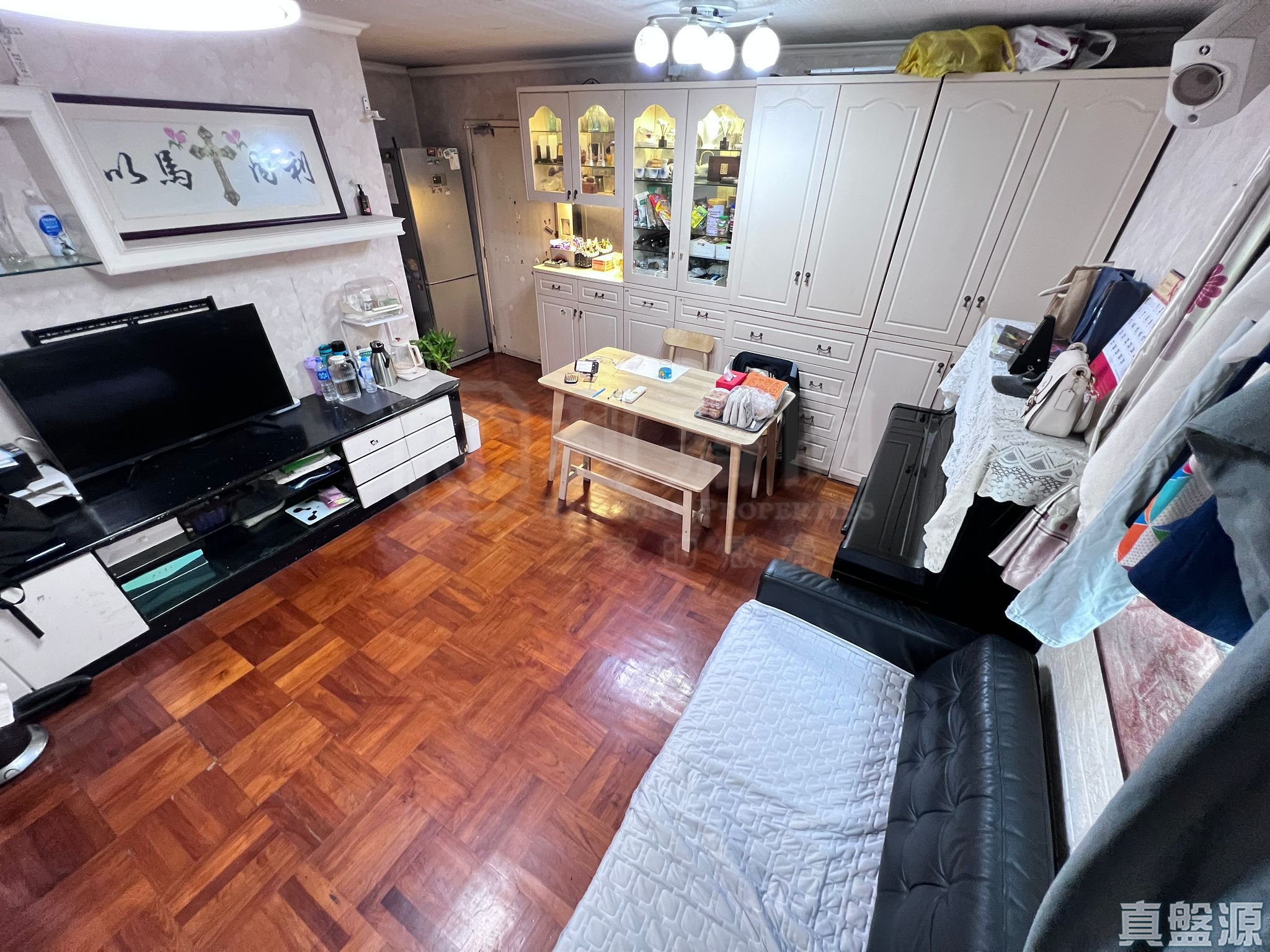 榮福中心 1座高層 D室