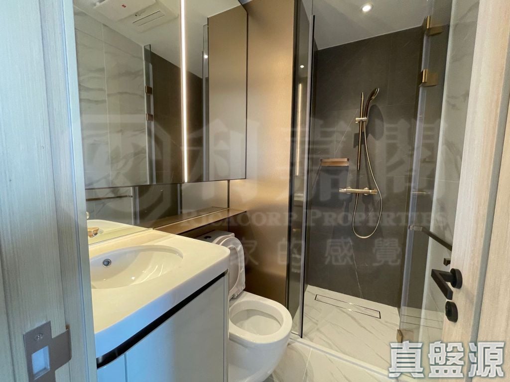 ONE INNOVALE 2期 C座極高層 23室