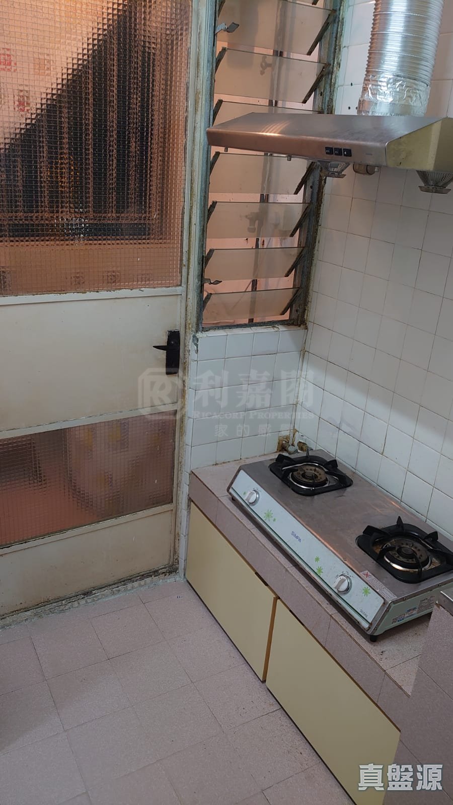 華明邨 添明樓 (7座)高層 3室