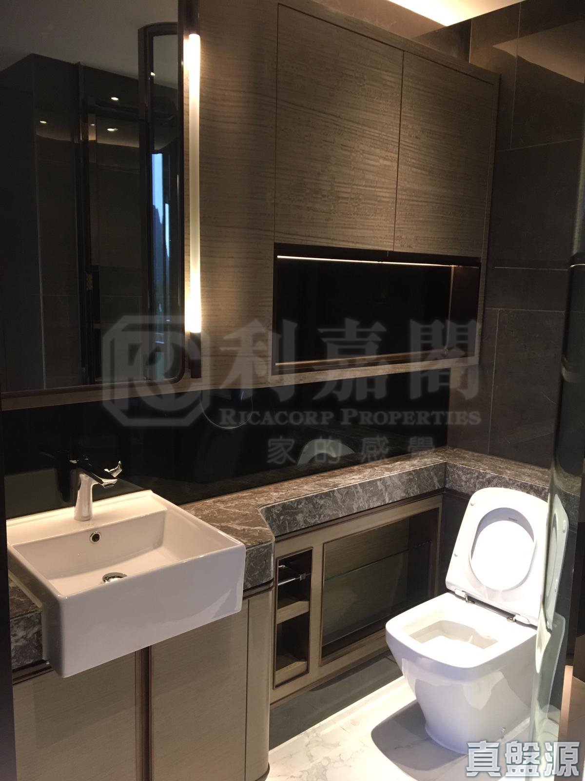 高爾夫.御苑 7座中層 C室