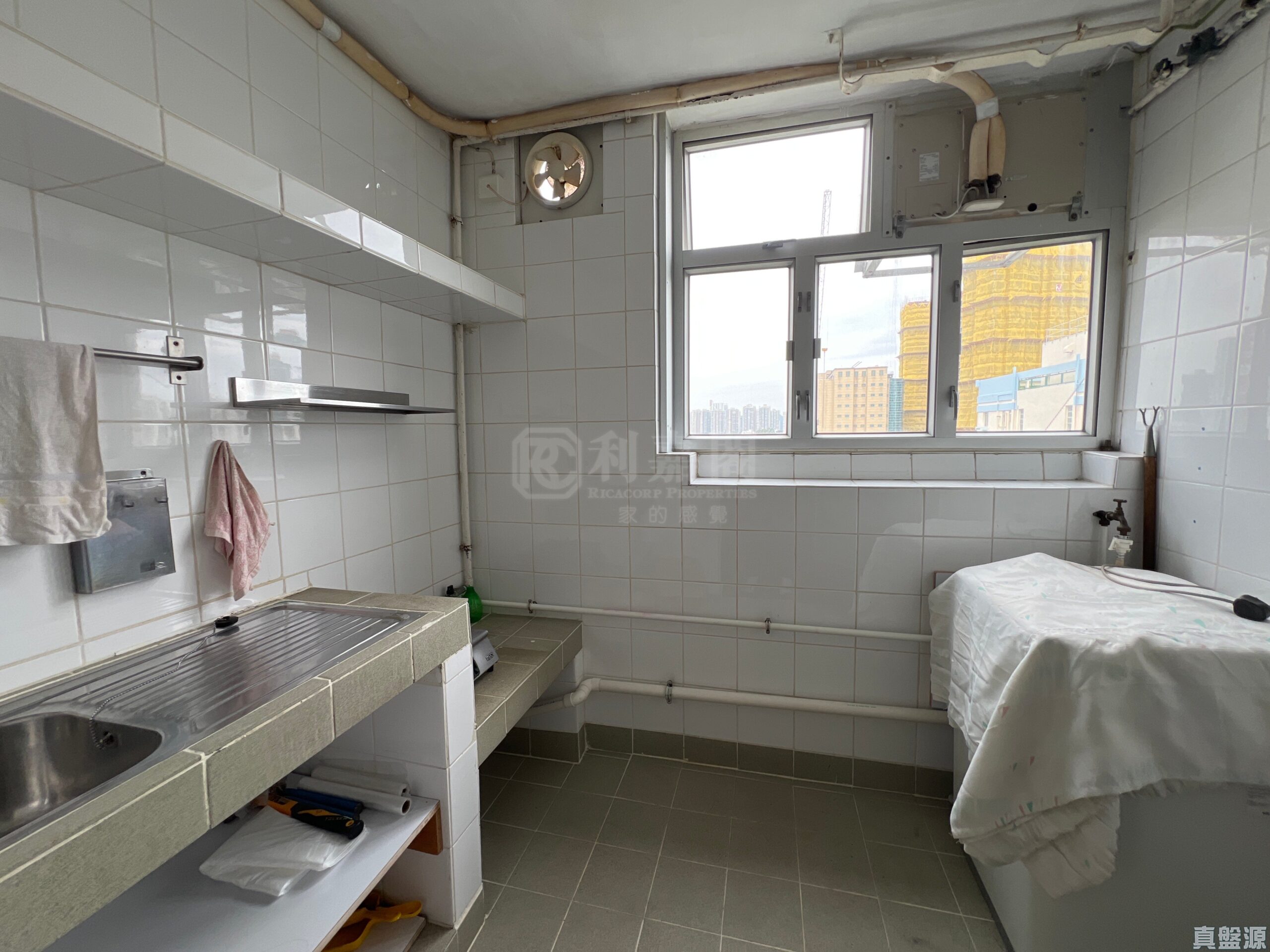 祥華邨 祥禮樓高層 6室