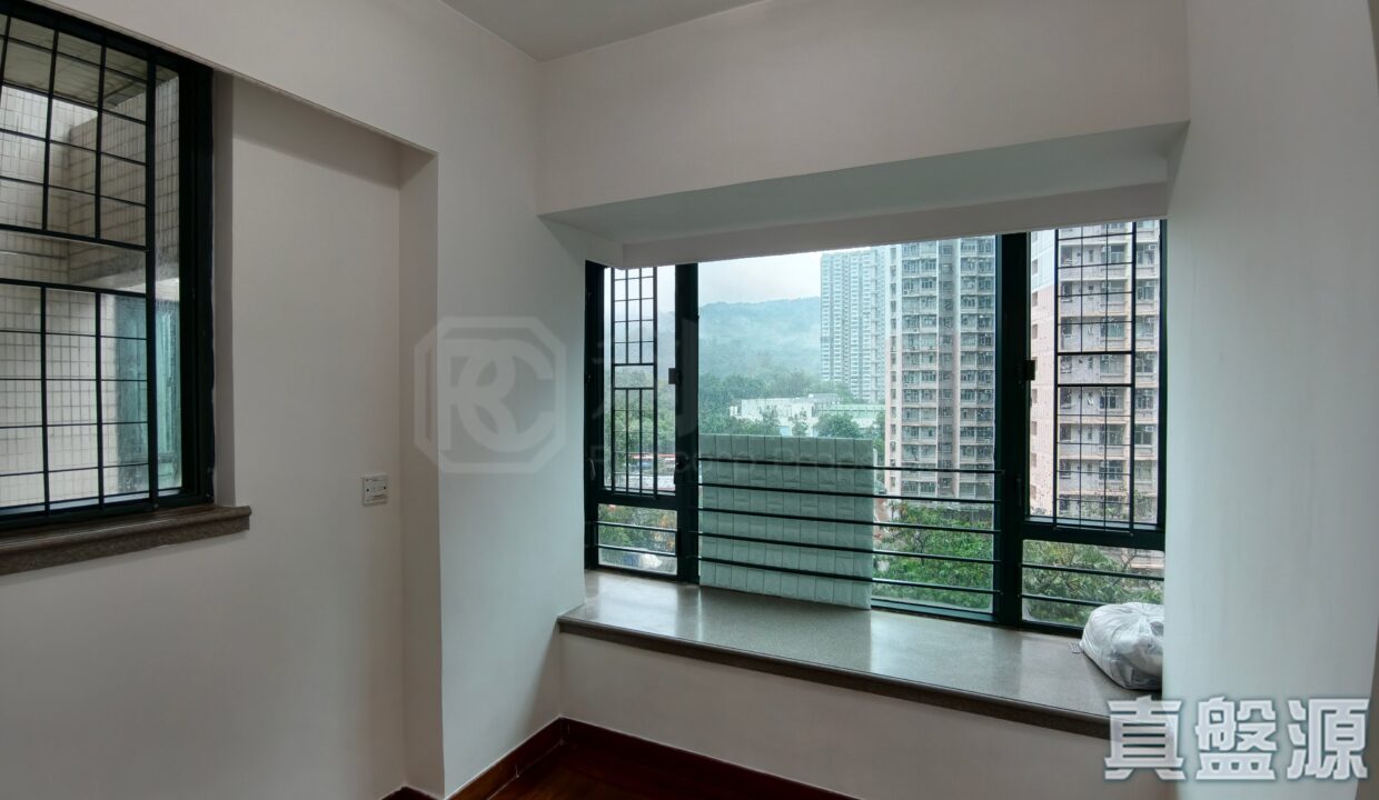 03653206-36bc-4214-8ca8-bd576dad8c9f.jpeg