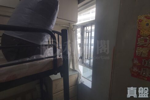 0e10565c-d7f8-4748-b8d5-ab2fc2063a1f-1.jpeg