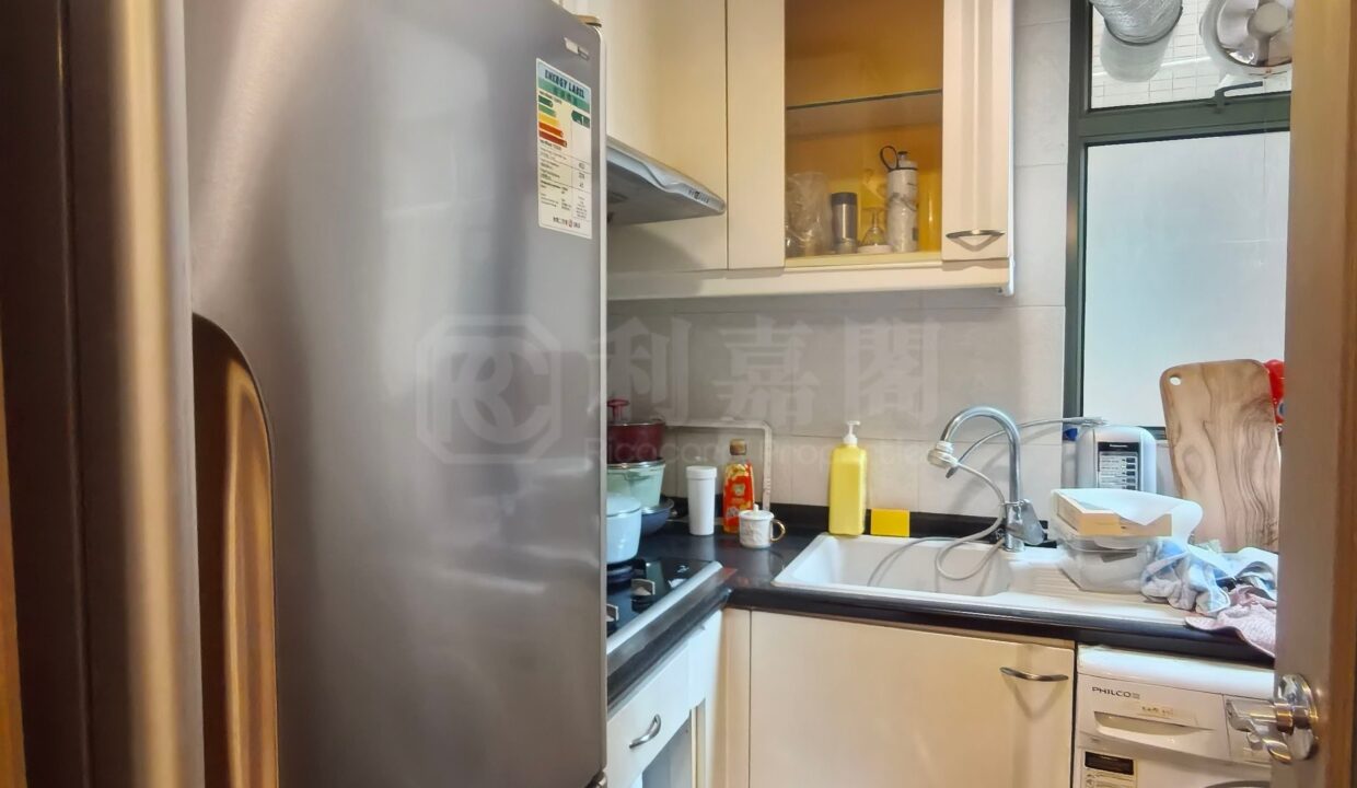 18f8bcac-3264-4baf-b674-e2b93794d710.jpeg