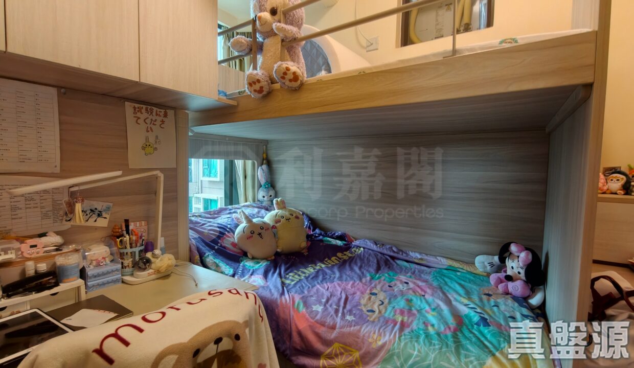 1c3fadeb-4455-4620-b258-52e69184b1ca.jpeg