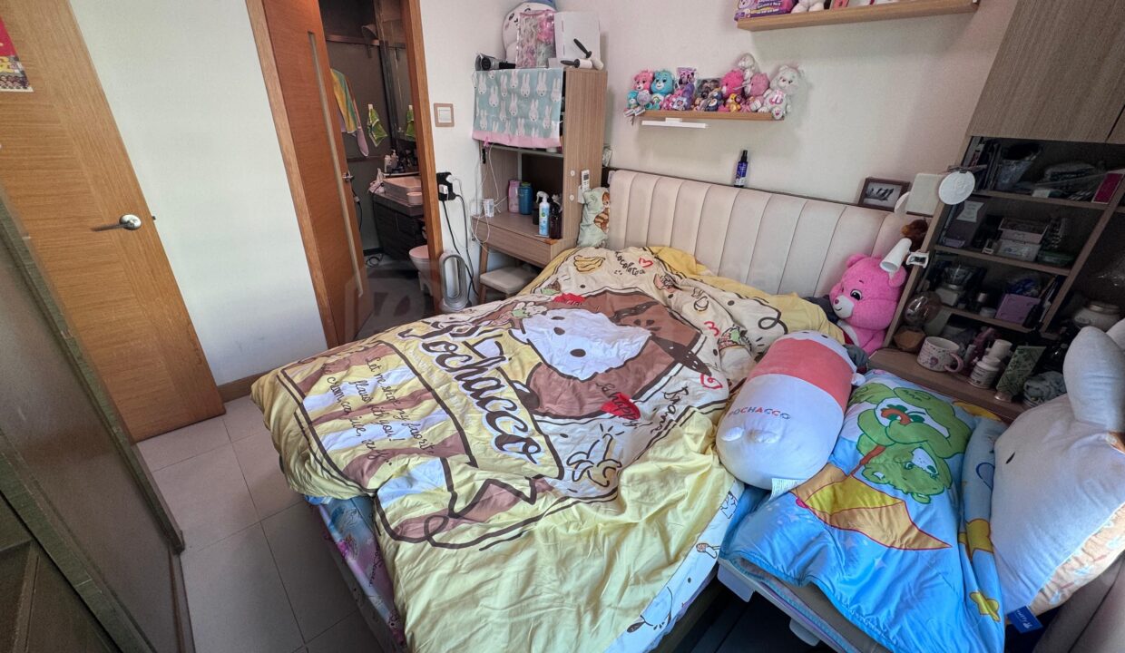 22d8d071-6485-4e55-aa94-97541b00f152-3.jpeg