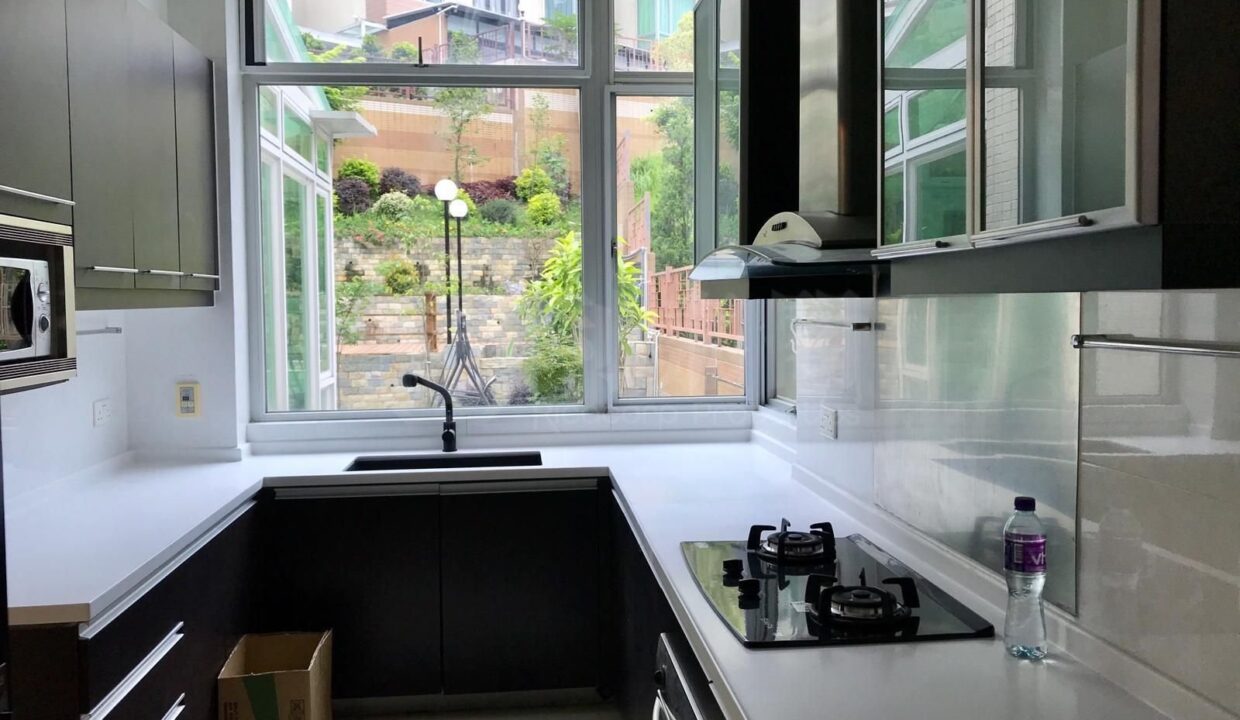 3326914f-a3e5-4cdd-82f7-a113600ad7ec-1.jpeg