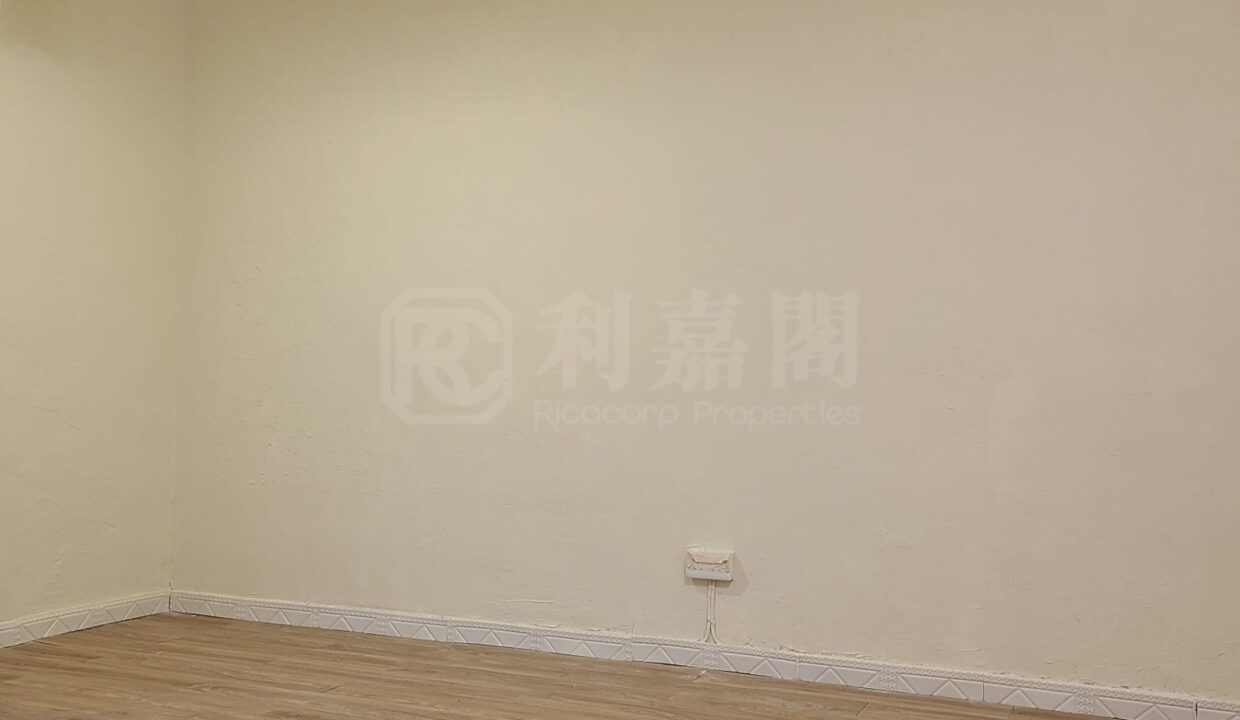 446dd0b1-174a-4393-8a74-d2b5c238e031.jpeg