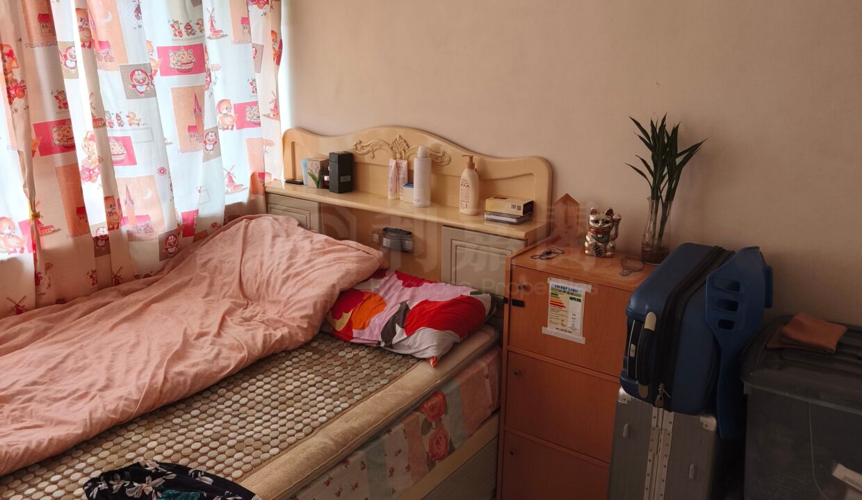 4f184e7b-54eb-4398-9ede-f24010705e7b-1.jpeg