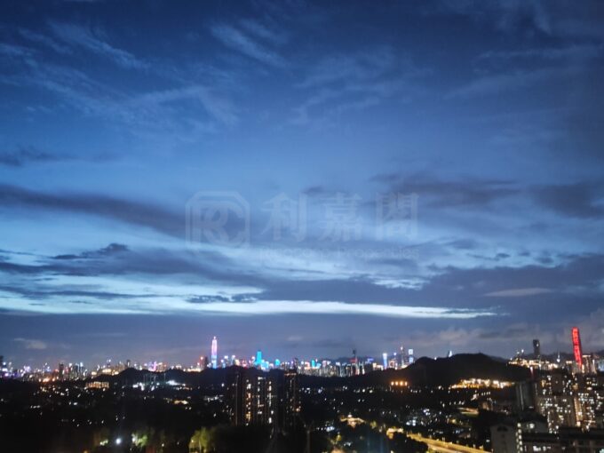 顯峯 - 北區屋網 28northd.com