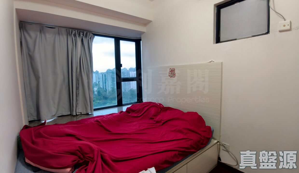 a55e4540-23b5-4d1e-8310-35f761865784.jpeg