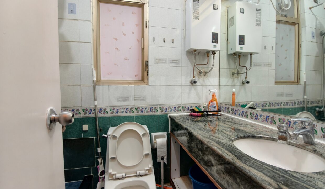 ccb33427-5d97-4d5c-b819-06f17e85818e.jpeg