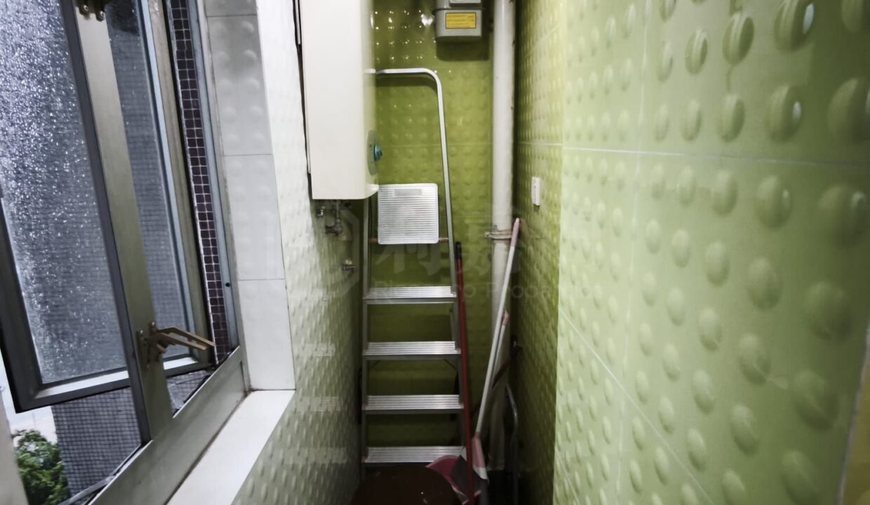 e3383165-a42d-4ef4-b159-68b62e0291b8.jpeg