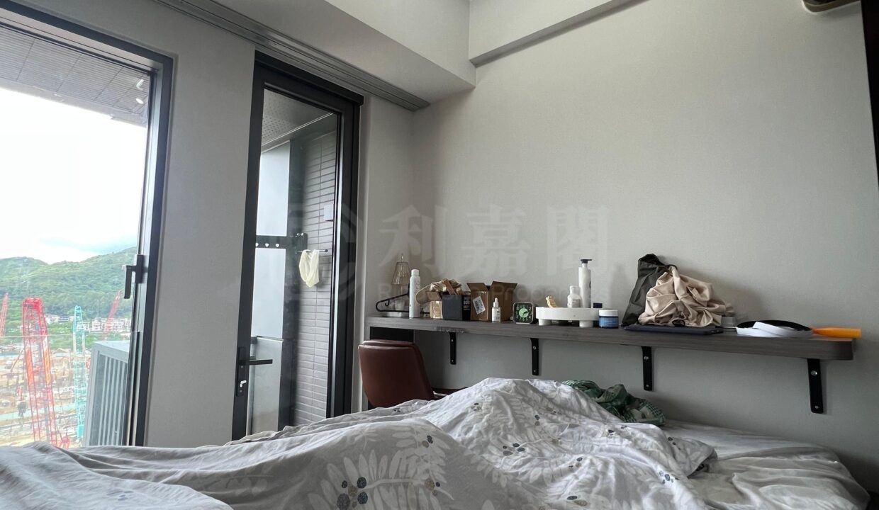 f327c3e5-cb44-421d-8226-eb02183e5293.jpeg