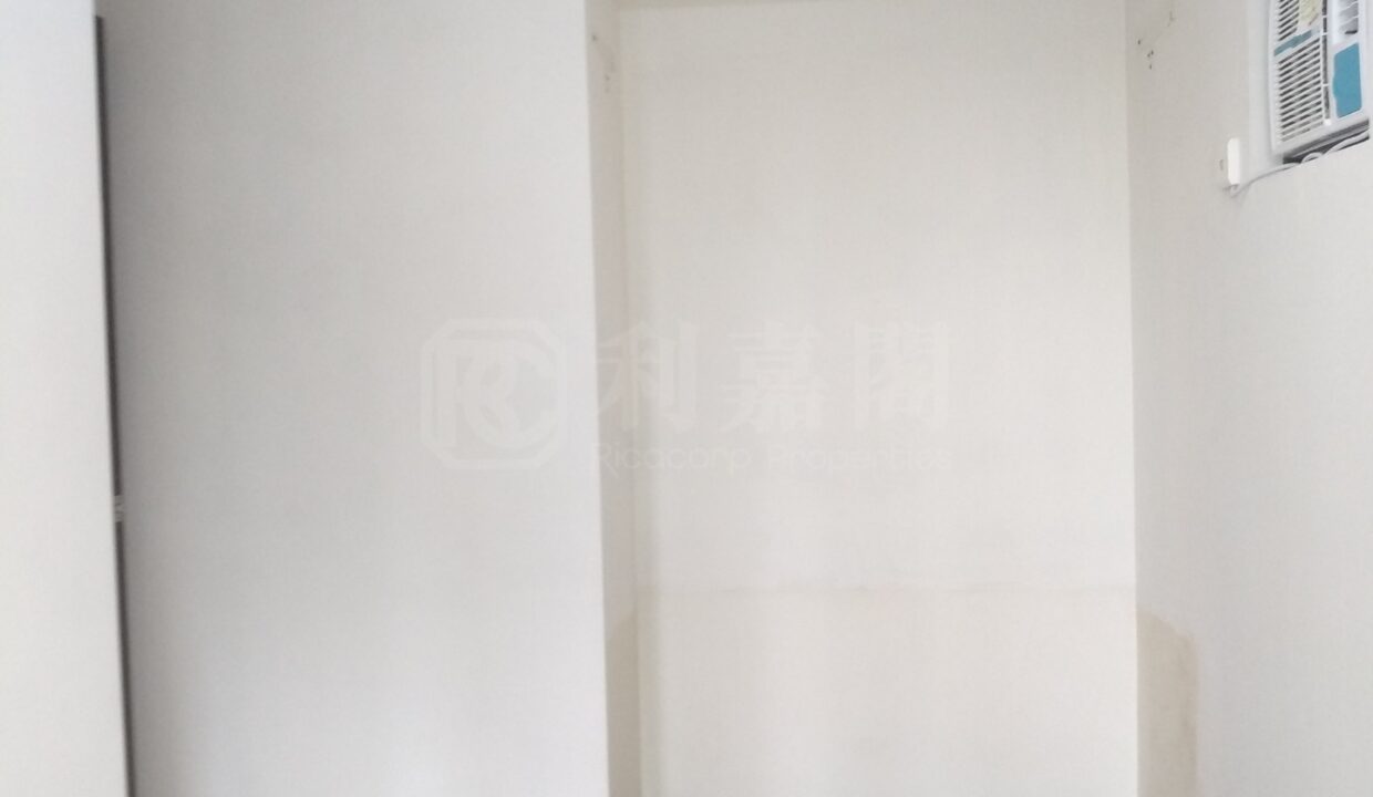 fb279b07-f073-4368-8289-9d2597df209d-1.jpeg